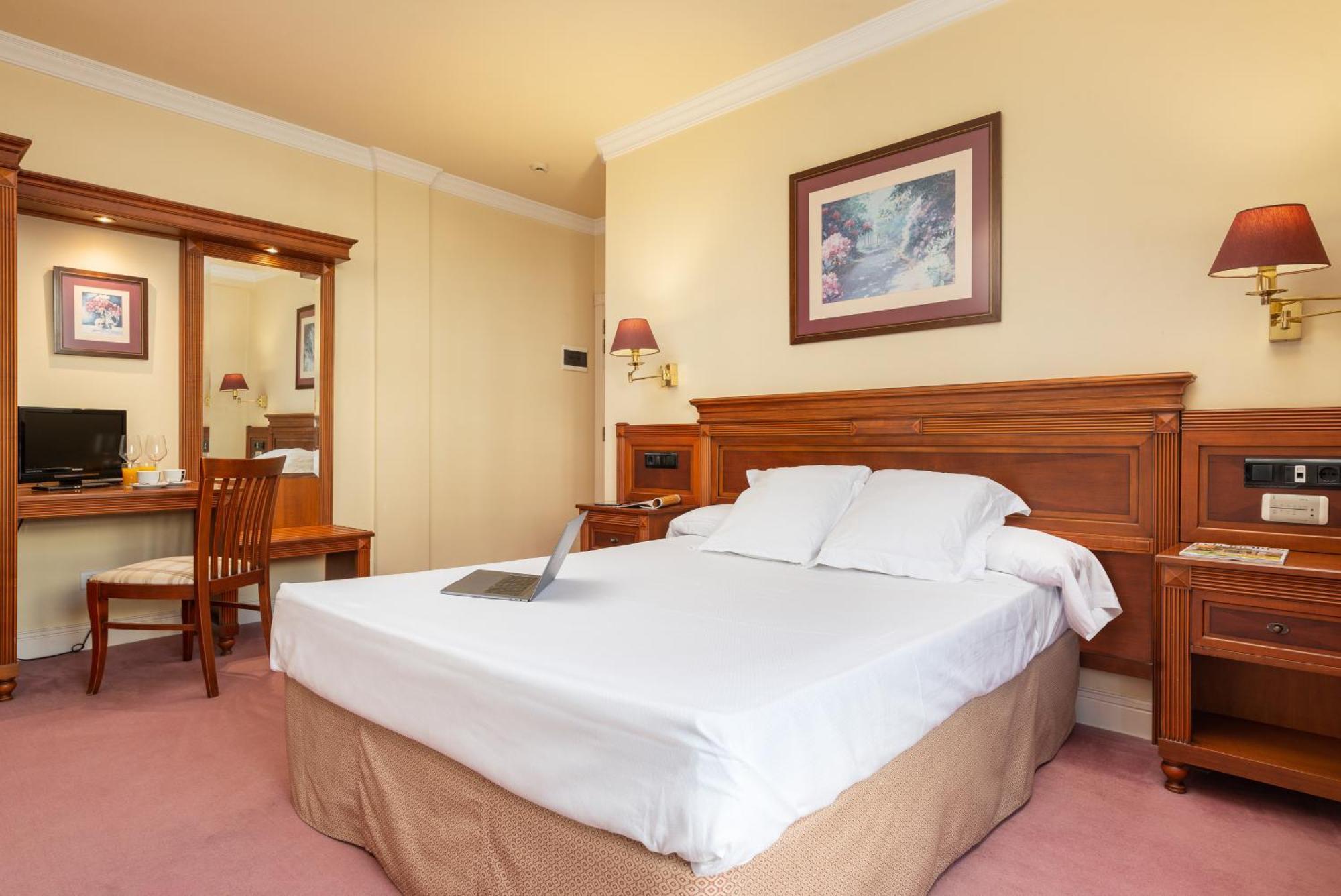 Hospedium Hotel Blu Loiu المظهر الخارجي الصورة