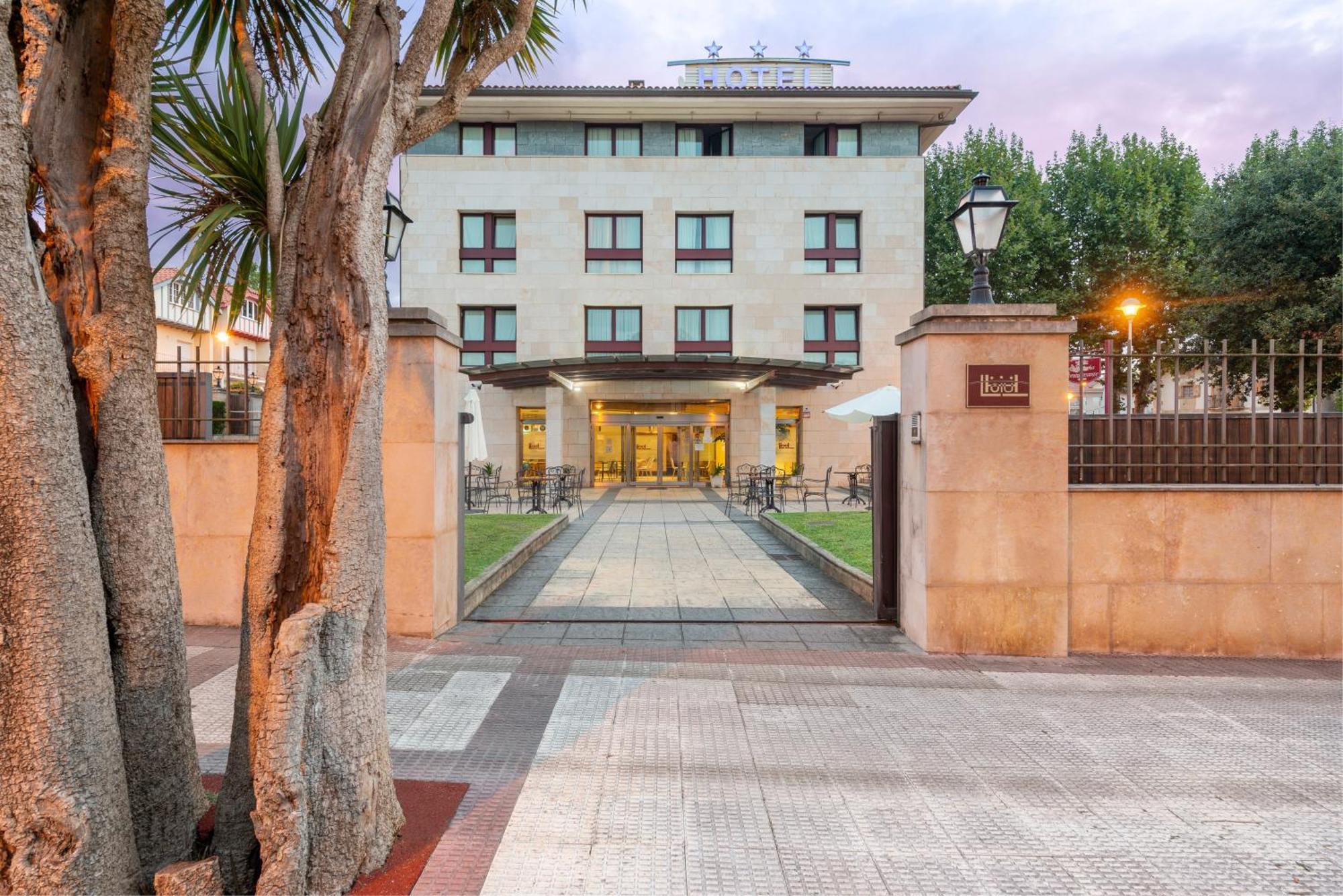 Hospedium Hotel Blu Loiu المظهر الخارجي الصورة
