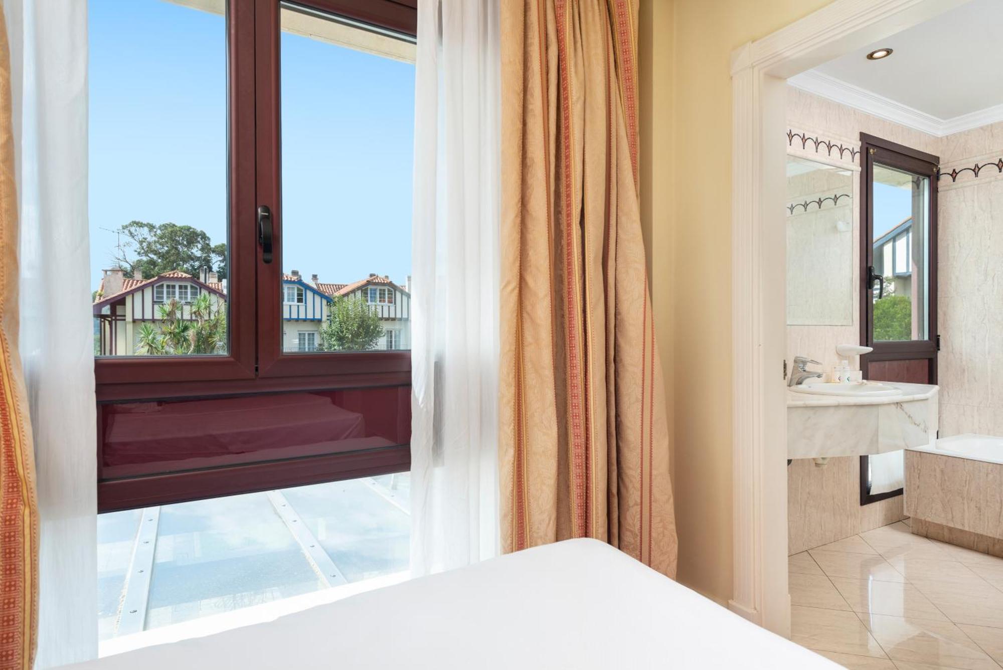 Hospedium Hotel Blu Loiu المظهر الخارجي الصورة