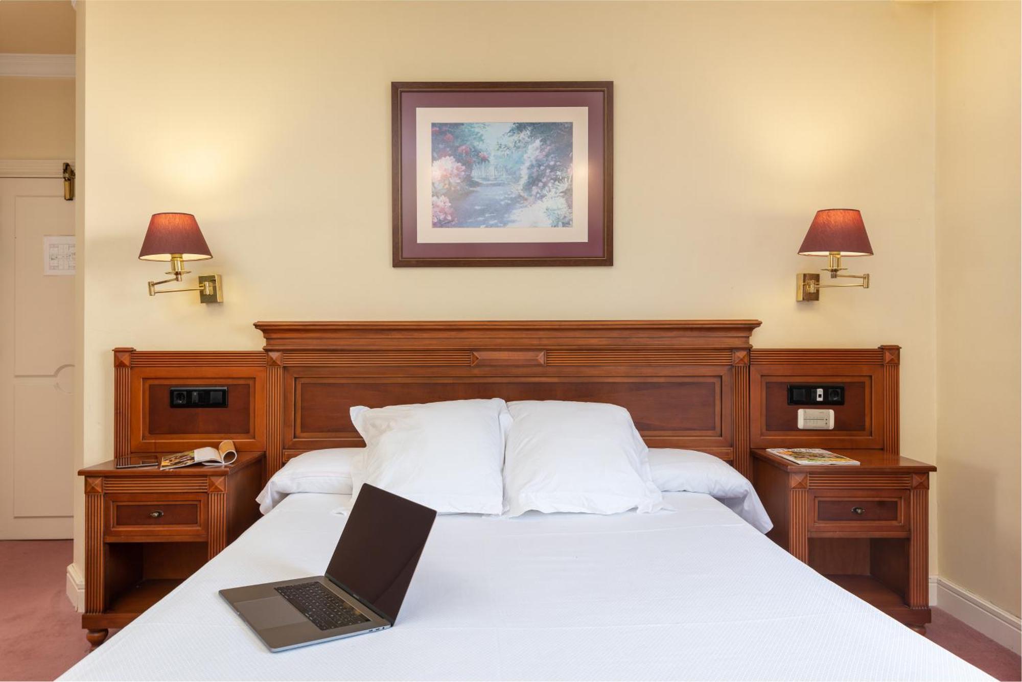 Hospedium Hotel Blu Loiu الغرفة الصورة